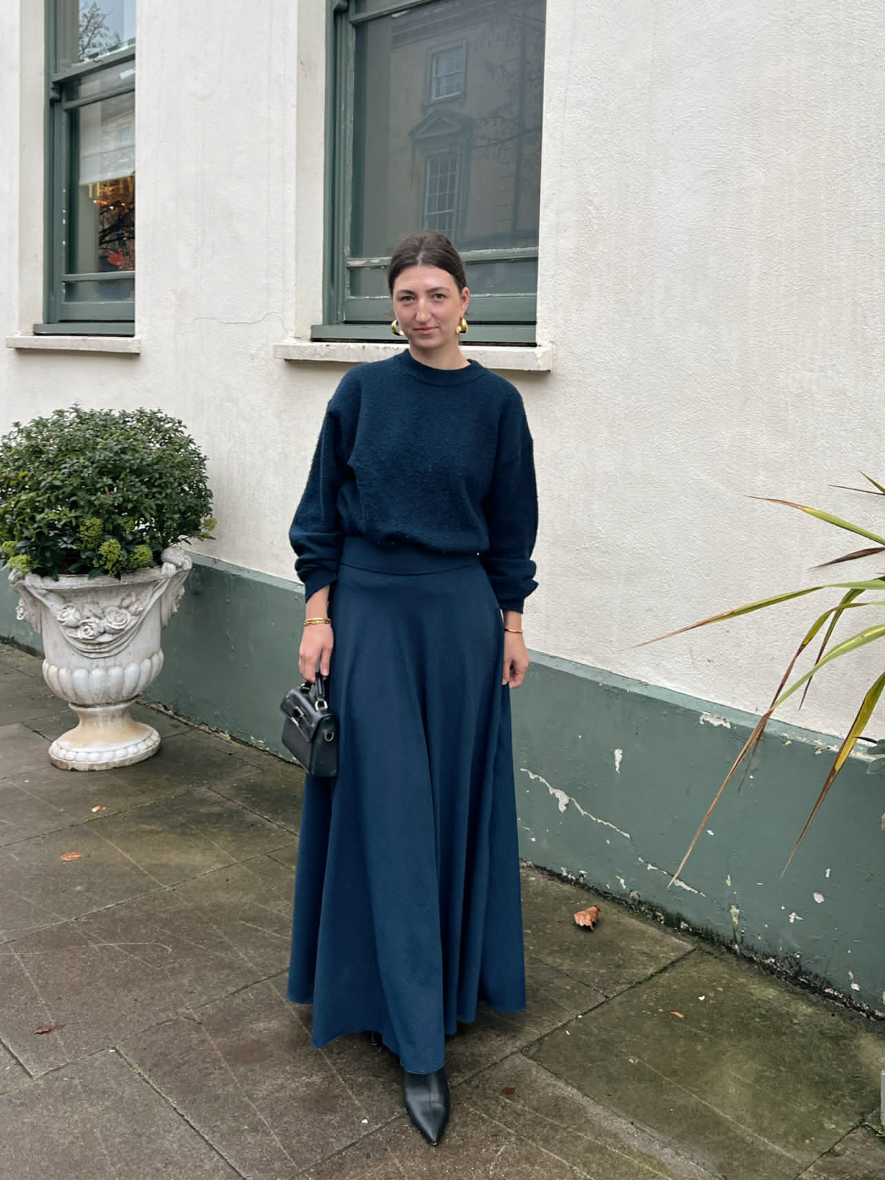 Hiba High Waist Skirt With Pockets- Navy Blue