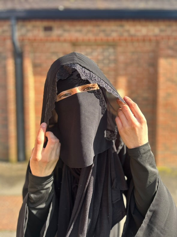 hooded lace of Layan abaya