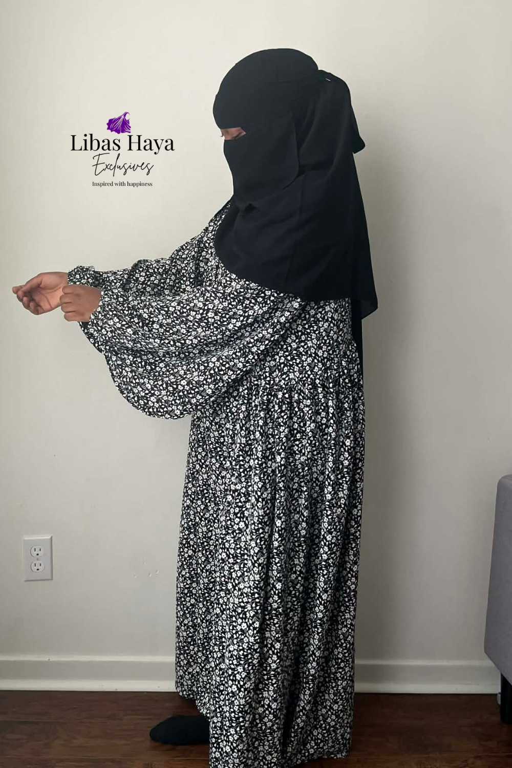 Ditsy Floral Prayer Set- Prayer Abaya + Premium Chiffon Shayla.