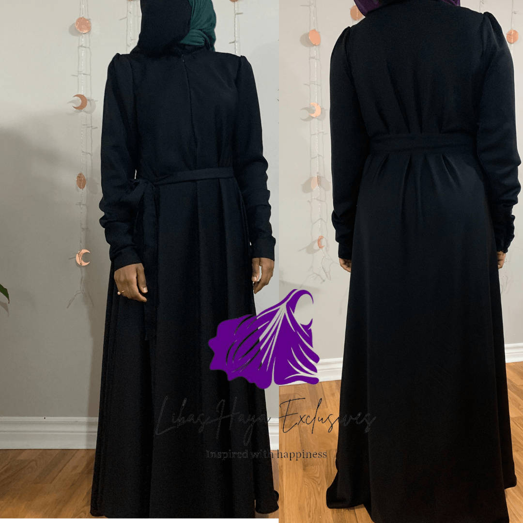 So what's so amazing about this Taahirah Abaya? Here's what you need to know! Our Taahirah Abaya is designed with many features. The best of which is nursing-friendly! so you don't have to compromise on style over nursing. No more cutting the front of your closed abaya or simply wishing it well, because let's face it, we know nothing comes between that pure love of mother and baby. Wudhu friendly so it easy to just zip up the sleeves when it's time for prayer.