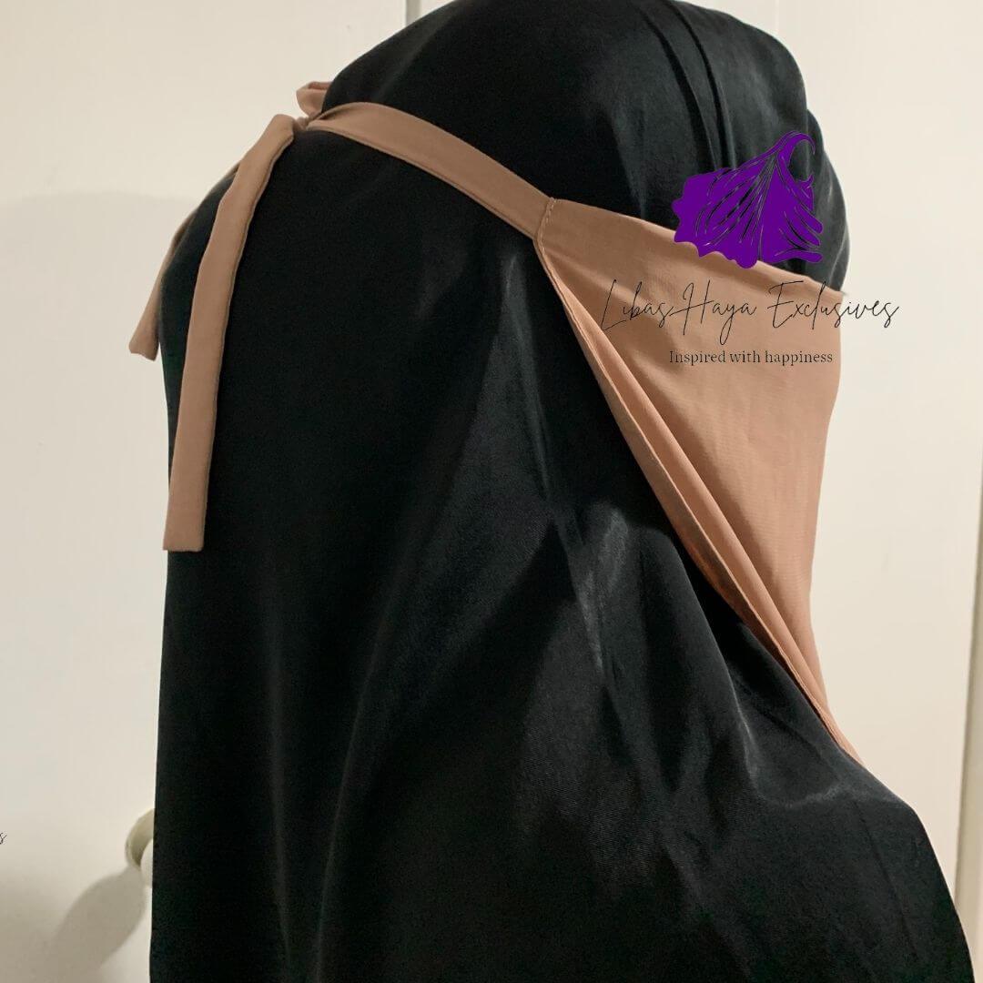Our Raahah -Half Niqaab in Dusty Pink is the perfect choice for niqabi's looking for the ultimate niqaab comfort! With the niqaab having strings at the back, you can easily wear them with any hairstyle of the day. The shade dusty pink is just the color you need if you are going for that casual chic vibe!