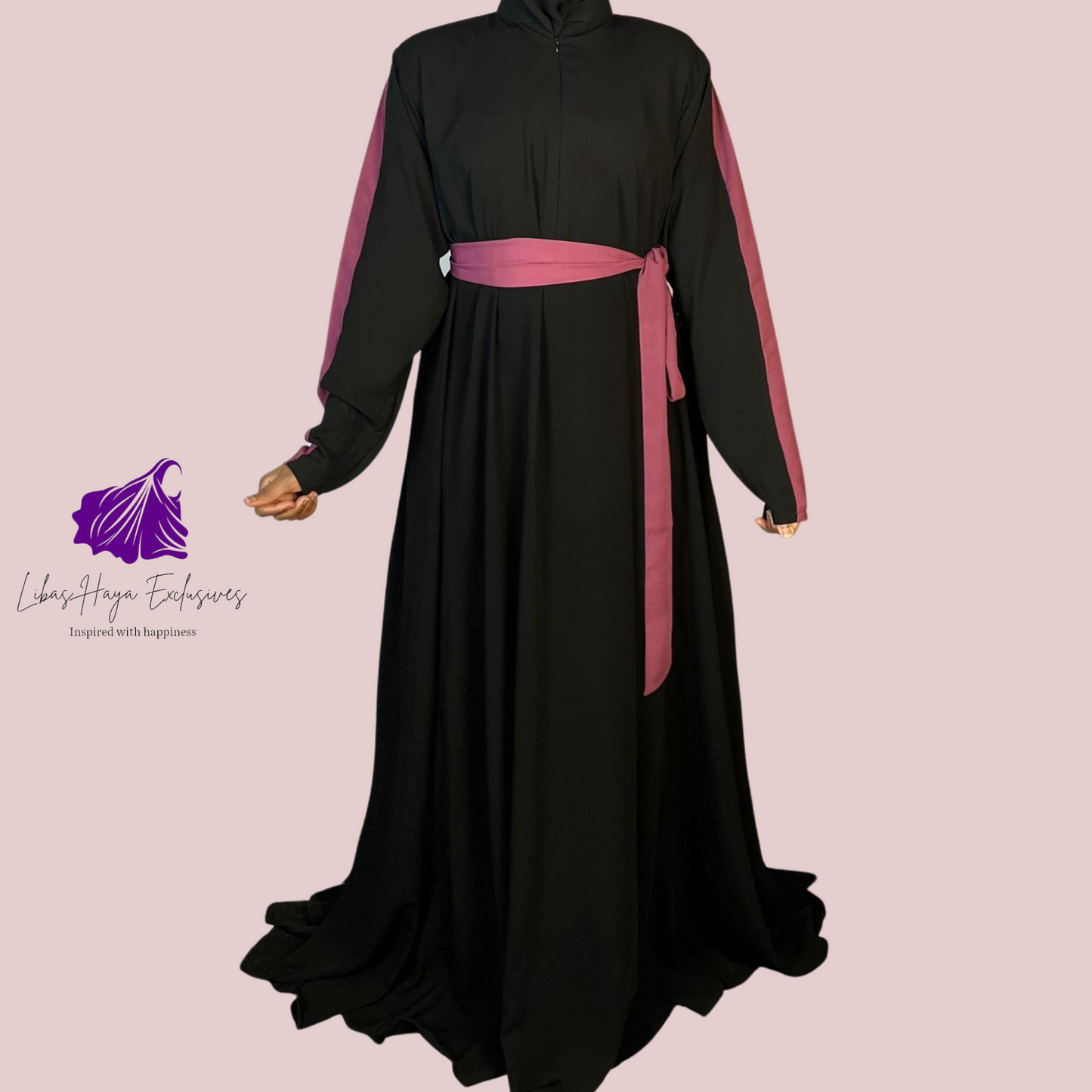 Abaya Asma - Black & Mauve Abaya dress with Pockets and zippered sleeves.