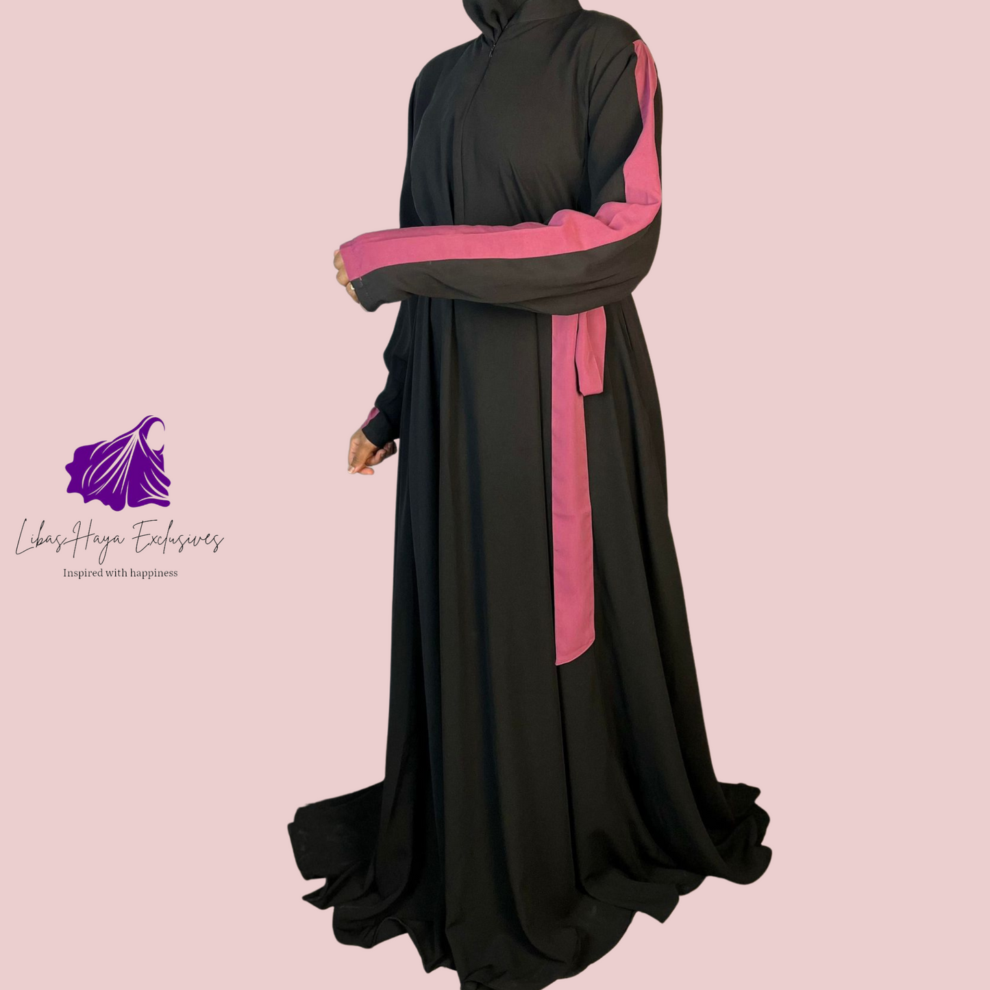 Abaya Asma - Black & Mauve Abaya dress with Pockets and zippered sleeves.