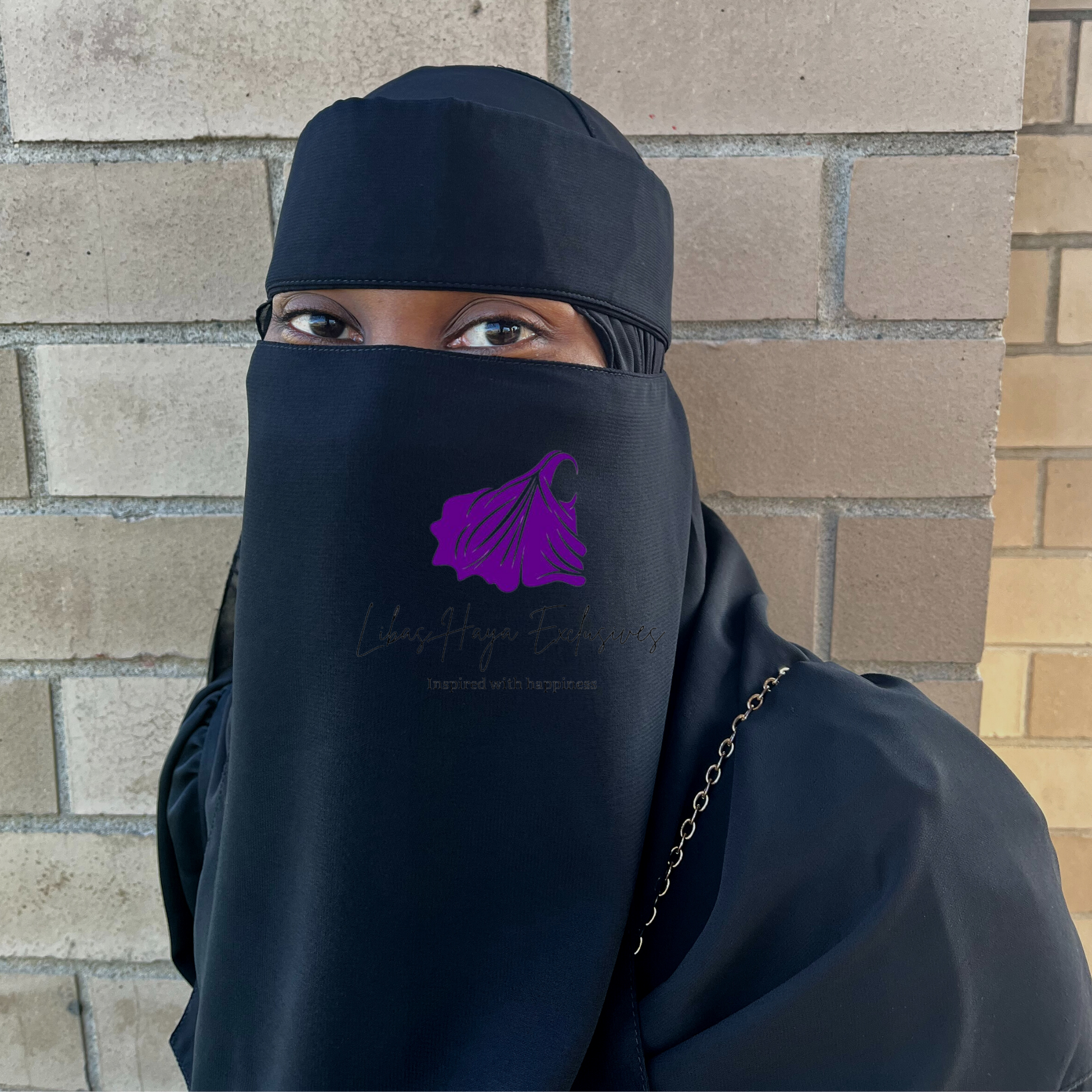 Saudi style Niqab with elastic sides front view
